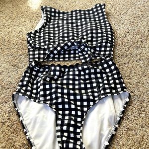 NWOT LIME RICKI TWO PIECE SWIM